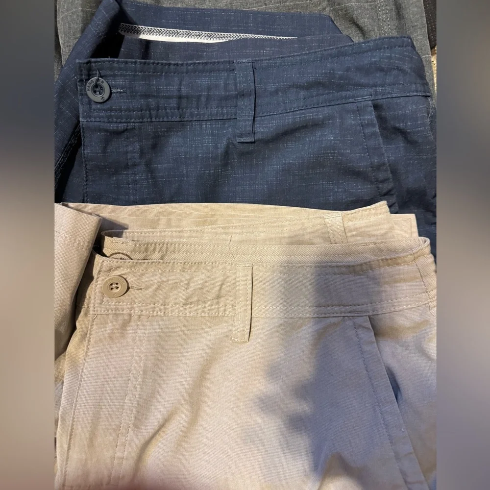 4 Pair Hang Ten Men's Everyday Hybrid Shorts in Black, Gray, Navy, and Khaki - Picture 2 of 13